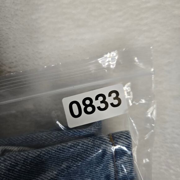 L.L. Bean Comfort Waist Jeans Mens 44x32 Straight Leg Jeans Denim 0833 - Picture 13 of 13